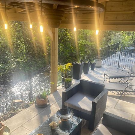 Riverside 2 Bedroom Townhouse With Car Charger Abergavenny Kültér fotó