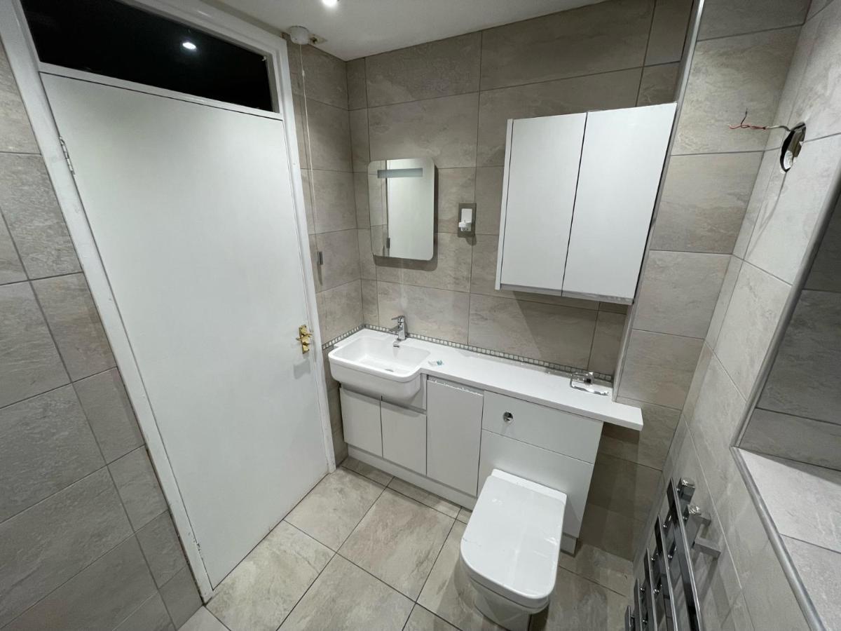 Riverside 2 Bedroom Townhouse With Car Charger Abergavenny Kültér fotó