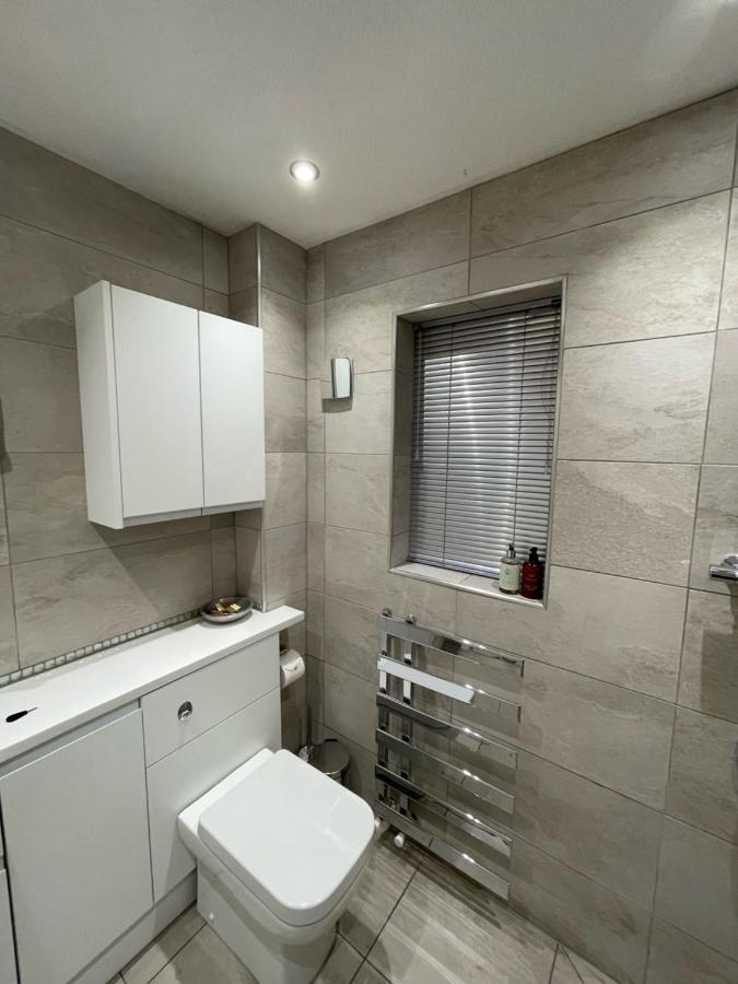 Riverside 2 Bedroom Townhouse With Car Charger Abergavenny Kültér fotó