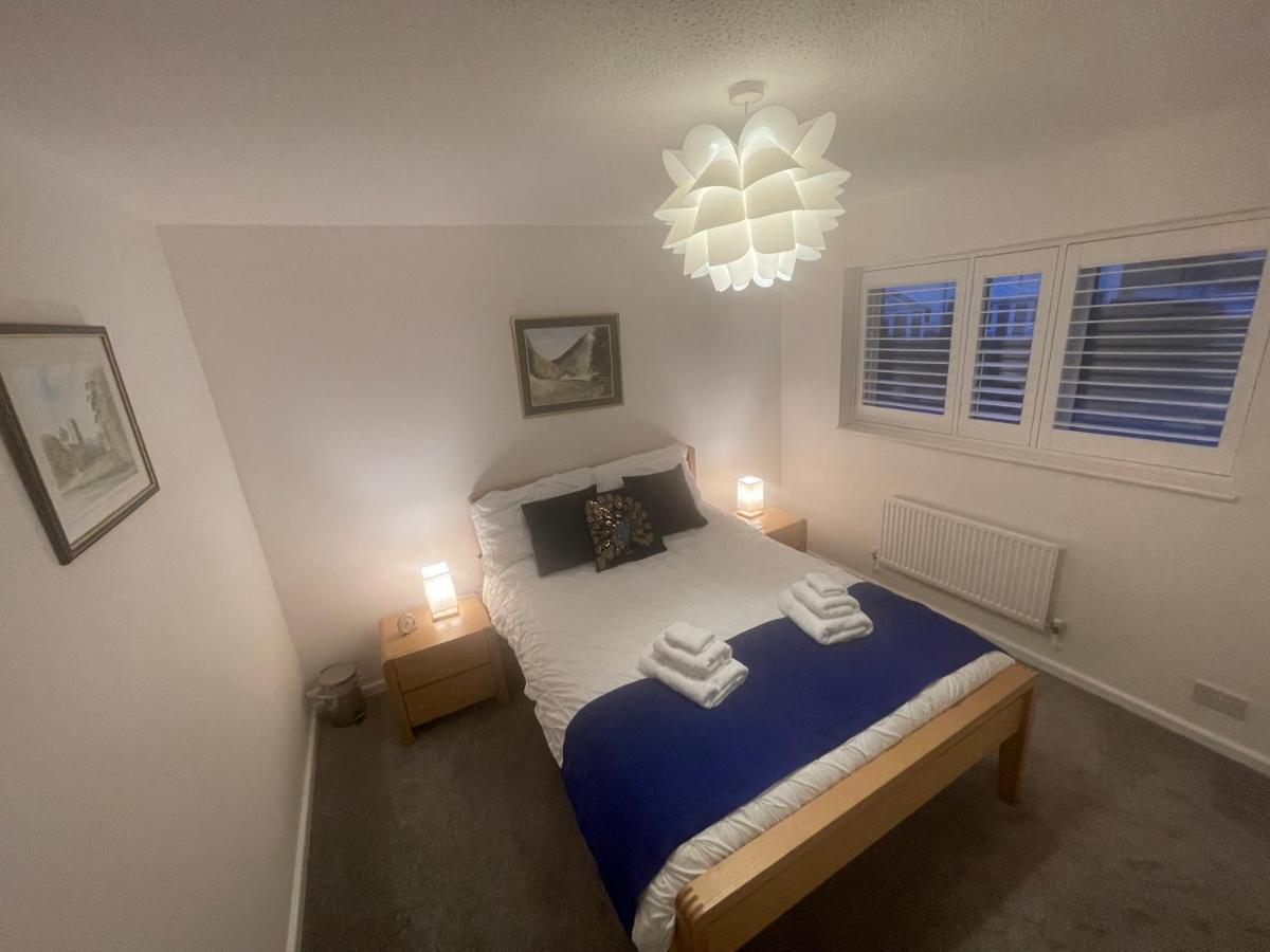 Riverside 2 Bedroom Townhouse With Car Charger Abergavenny Kültér fotó